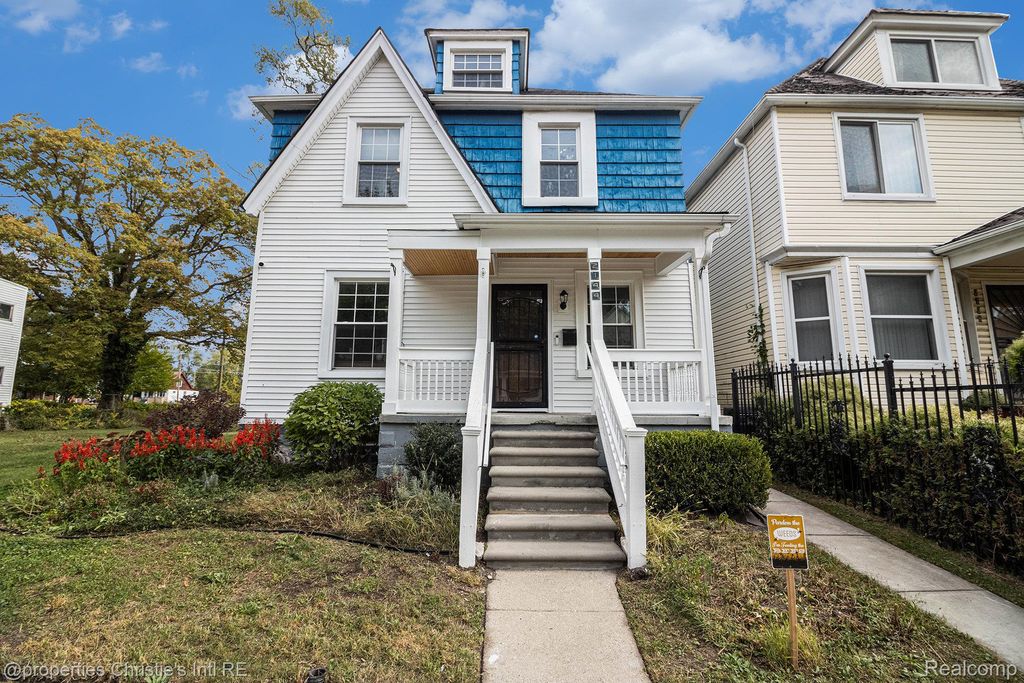 2144 Fischer Street, Detroit, MI 48214