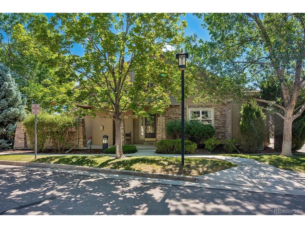 9026 Old Tom Morris Cir, Highlands Ranch, CO 80129