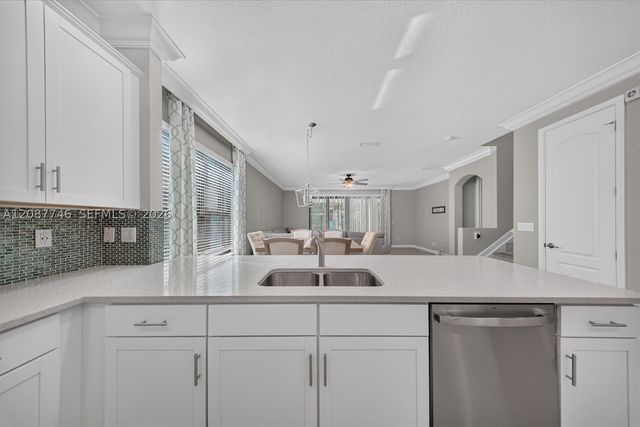 9062 Gulf Cove Dr, Lake Worth, FL 33467