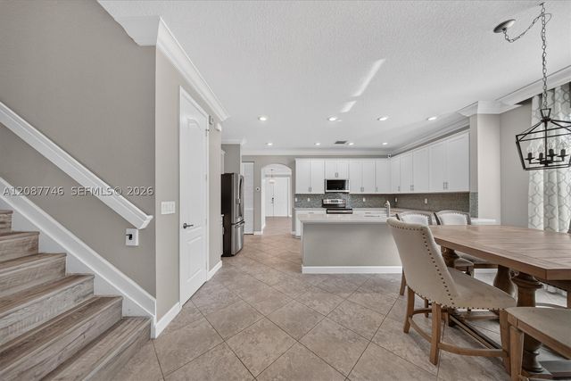 9062 Gulf Cove Dr, Lake Worth, FL 33467