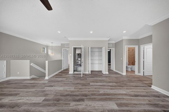 9062 Gulf Cove Dr, Lake Worth, FL 33467