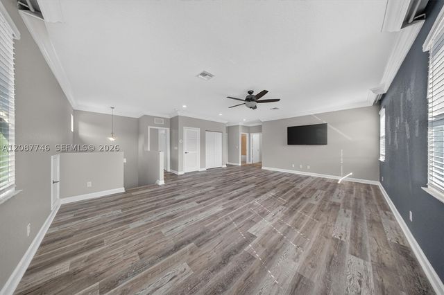 9062 Gulf Cove Dr, Lake Worth, FL 33467
