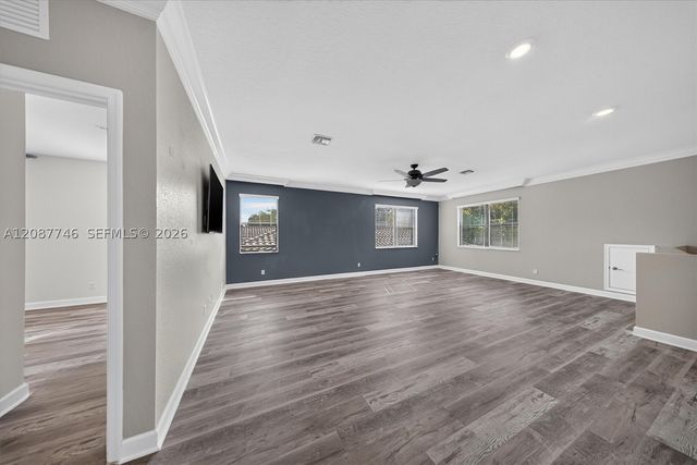 9062 Gulf Cove Dr, Lake Worth, FL 33467