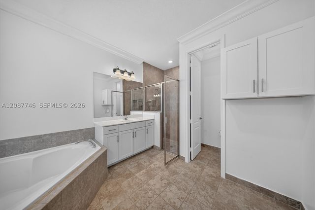 9062 Gulf Cove Dr, Lake Worth, FL 33467