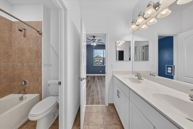 9062 Gulf Cove Dr, Lake Worth, FL 33467