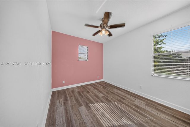 9062 Gulf Cove Dr, Lake Worth, FL 33467