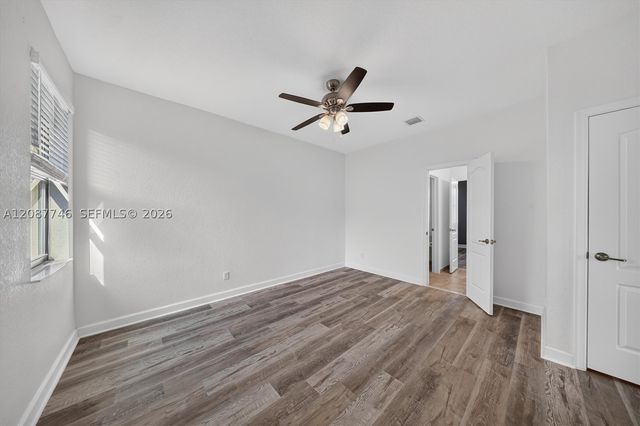 9062 Gulf Cove Dr, Lake Worth, FL 33467