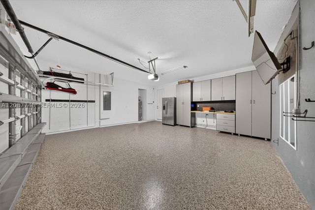 9062 Gulf Cove Dr, Lake Worth, FL 33467
