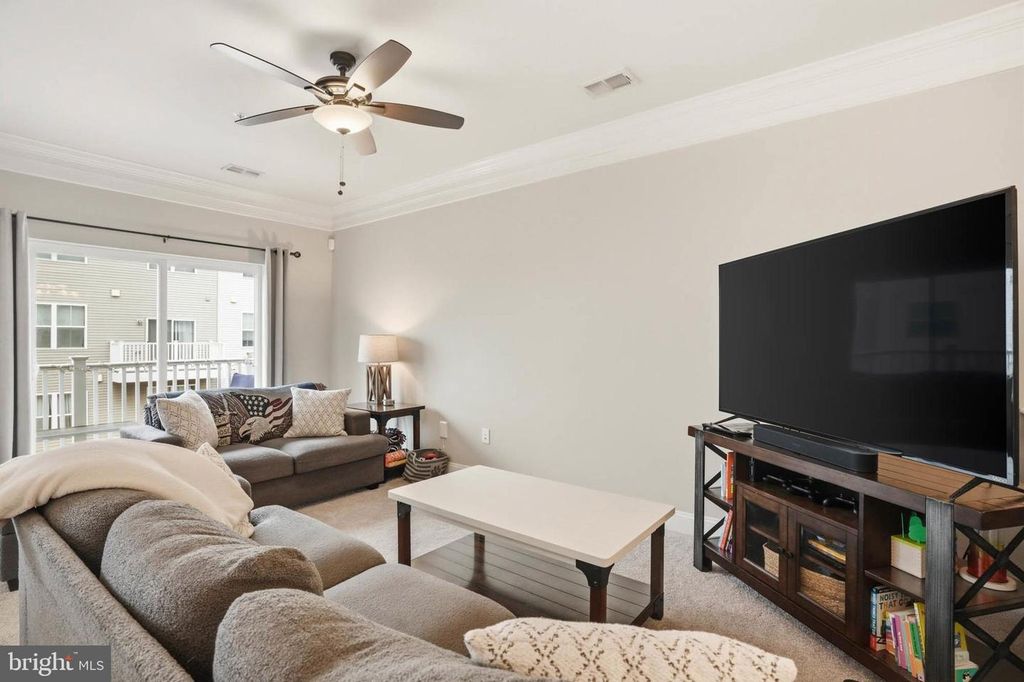 Image 13 of property listing at 1717 FIELDSTONE CT, Hanover, MD 21076