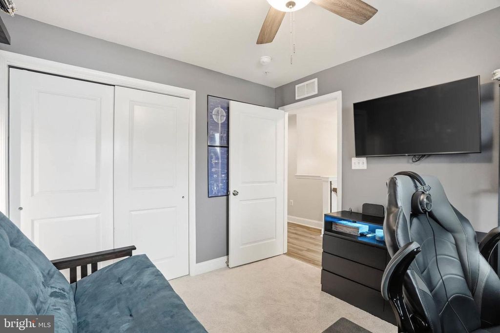 Image 27 of property listing at 1717 FIELDSTONE CT, Hanover, MD 21076