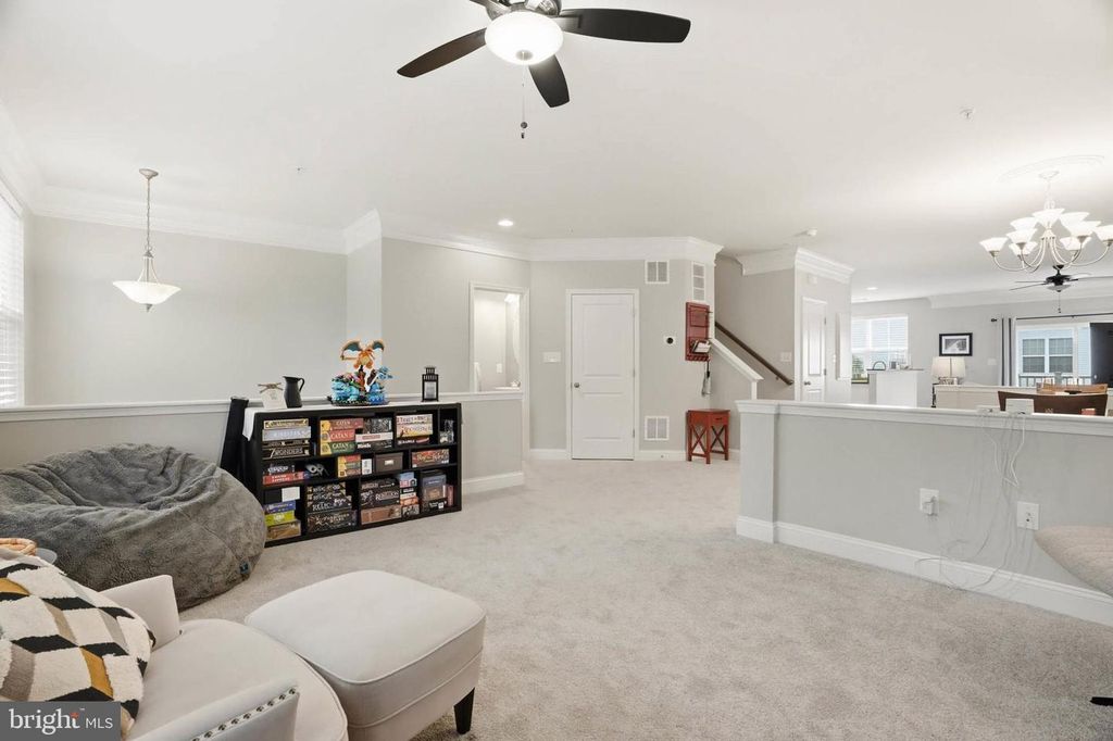 Image 6 of property listing at 1717 FIELDSTONE CT, Hanover, MD 21076
