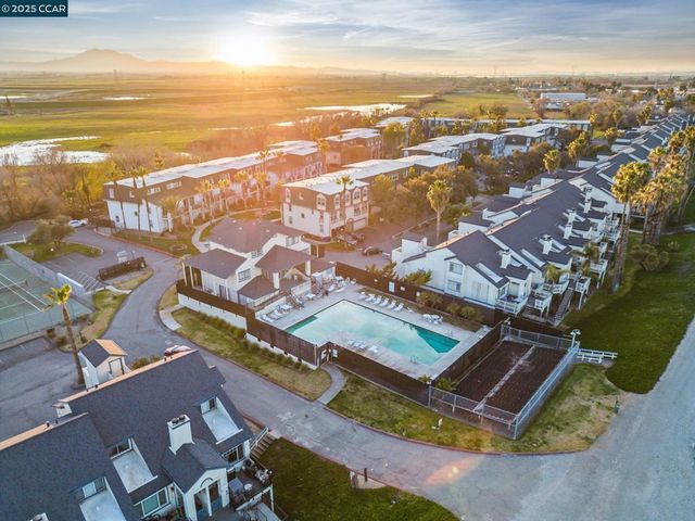 3660 Wells Rd, Oakley, CA 94561