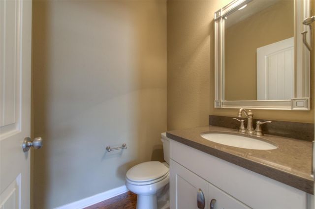 405 S Meadowlark ST B, Lakeway, TX 78734