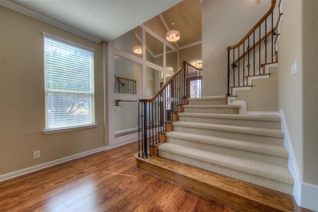 405 S Meadowlark ST B, Lakeway, TX 78734