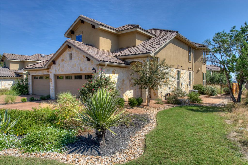 405 S Meadowlark ST B, Lakeway, TX 78734