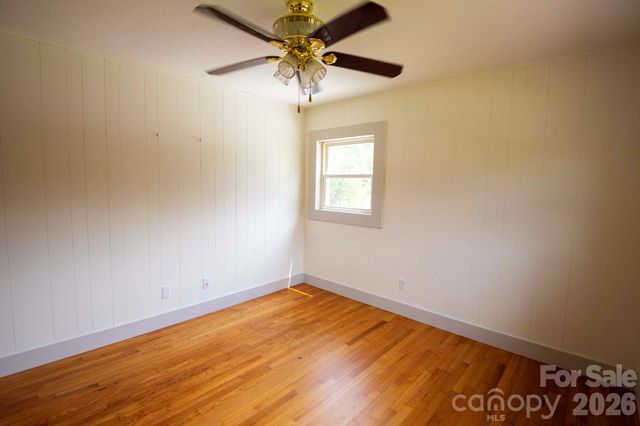 317 Brickyard Road, Asheville, NC 28806