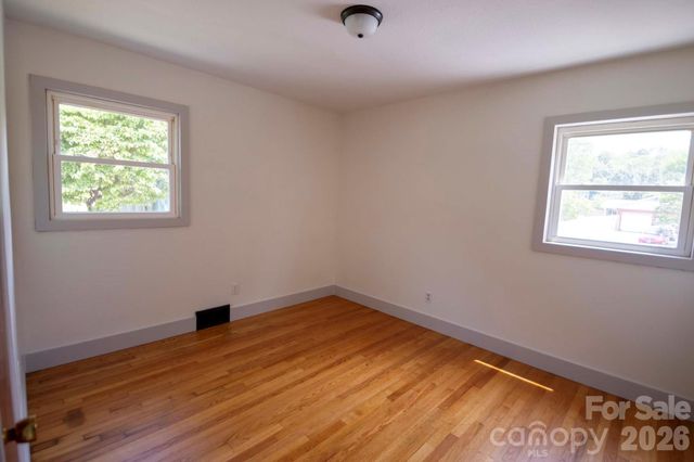 317 Brickyard Road, Asheville, NC 28806