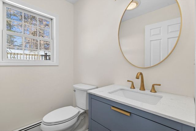 159 Pine St, Manchester, MA 01944