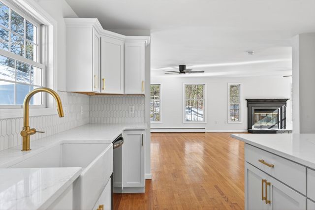 159 Pine St, Manchester, MA 01944