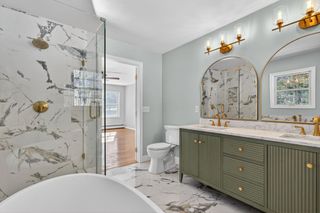 159 Pine St, Manchester, MA 01944