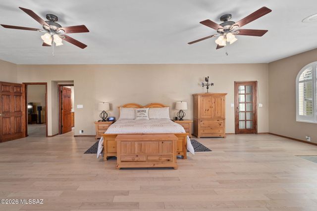 5814 E Río Verde Vista Drive, Tucson, AZ 85750