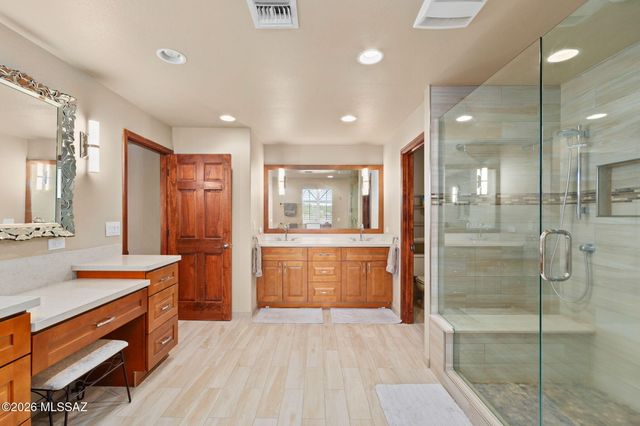 5814 E Río Verde Vista Drive, Tucson, AZ 85750