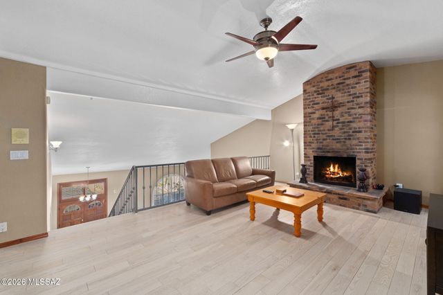 5814 E Río Verde Vista Drive, Tucson, AZ 85750