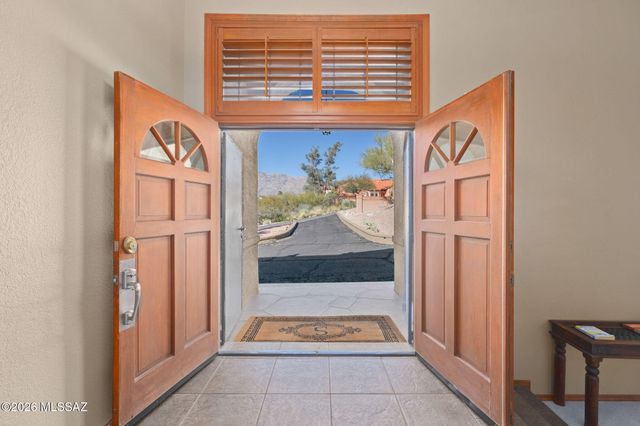 5814 E Río Verde Vista Drive, Tucson, AZ 85750