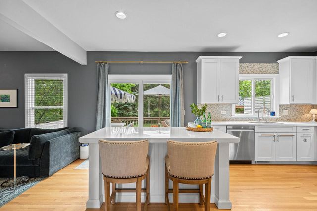 452 Park LANE, Williams Bay, WI 53191