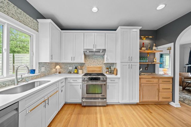 452 Park LANE, Williams Bay, WI 53191