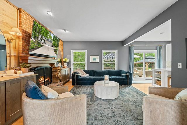 452 Park LANE, Williams Bay, WI 53191