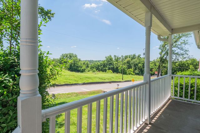 870 Reeves Rd, Antioch, TN 37013