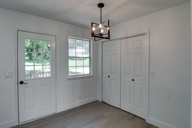 870 Reeves Rd, Antioch, TN 37013