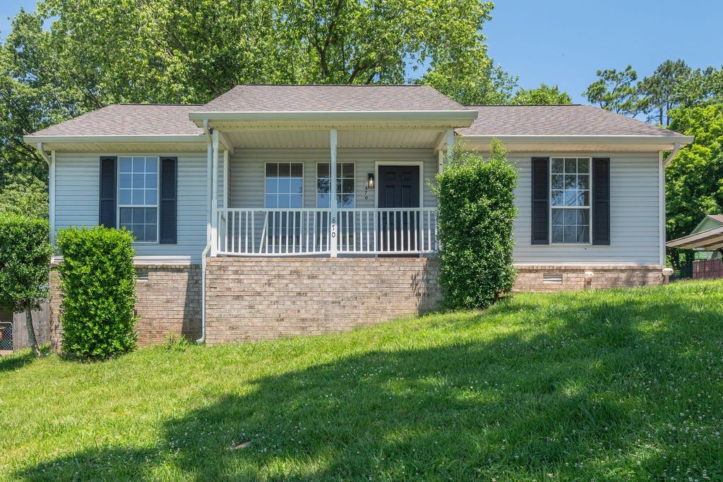 870 Reeves Rd, Antioch, TN 37013