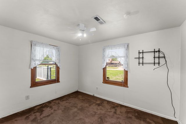 3906 Morton Drive, East Moline, IL 61244