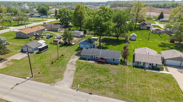 3906 Morton Drive, East Moline, IL 61244