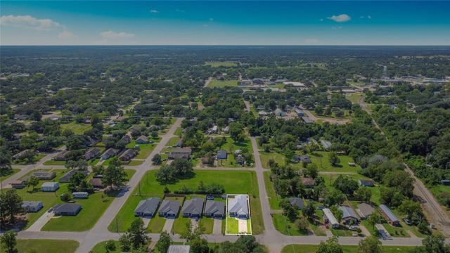 1507 5th Street, Hempstead, TX 77445