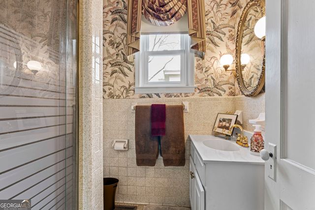 147 Stafford Avenue, Barnesville, GA 30204