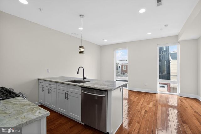 2822 LIVINGSTON ST, Philadelphia, PA 19134