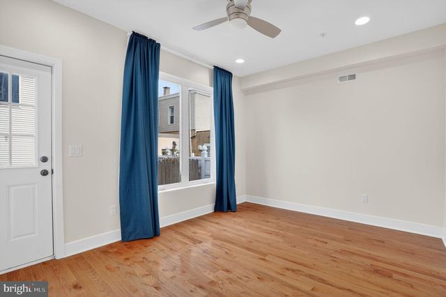 2822 LIVINGSTON ST, Philadelphia, PA 19134
