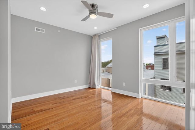 2822 LIVINGSTON ST, Philadelphia, PA 19134