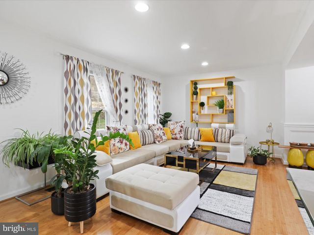 1912 PRELUDE DR, Vienna, VA 22182