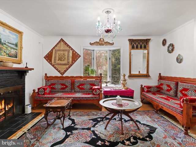 1912 PRELUDE DR, Vienna, VA 22182