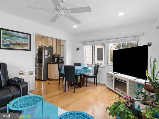 1912 PRELUDE DR, Vienna, VA 22182