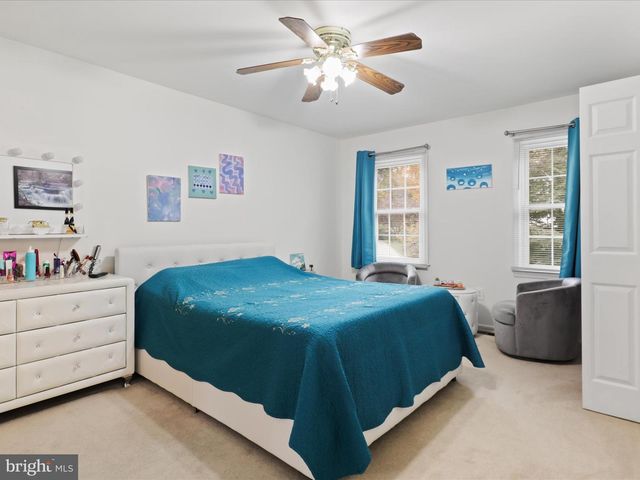 1912 PRELUDE DR, Vienna, VA 22182