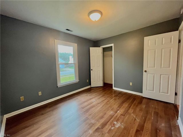 3732 Lilac DR, Portsmouth, VA 23703
