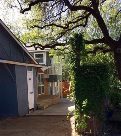 1810 Newton ST C, Austin, TX 78704