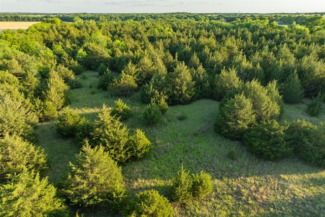 3150 Fm 272, Celeste, TX 75423