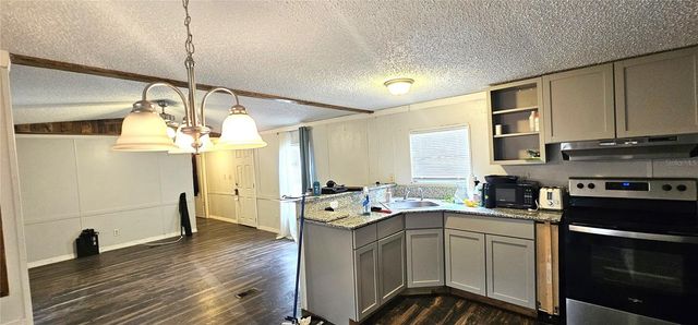 6605 NW 60TH COURT, Ocala, FL 34482