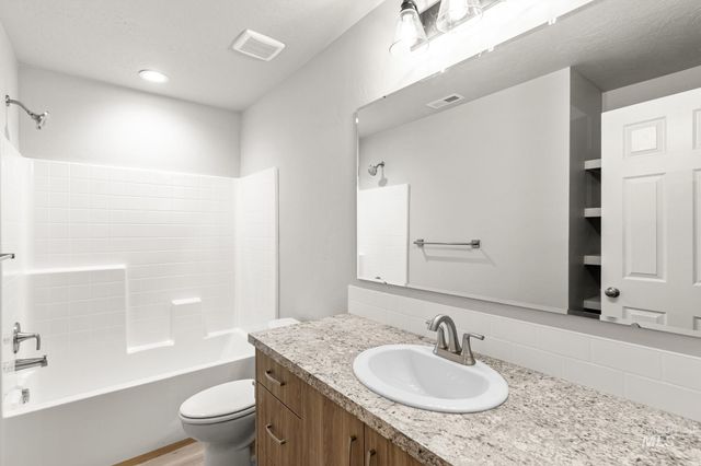 2874 W Taiban Creek Dr, Kuna, ID 83634